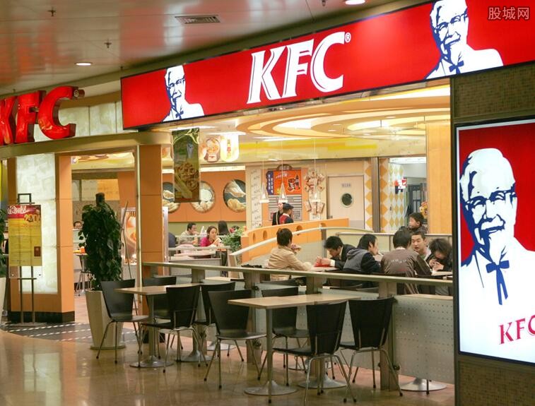 肯德基是美国的一个餐饮品牌,1987年中国第一家肯德基餐厅开业的时候