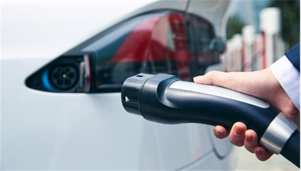 新能源汽车可充电储能系统功能安全国际标准正式发布